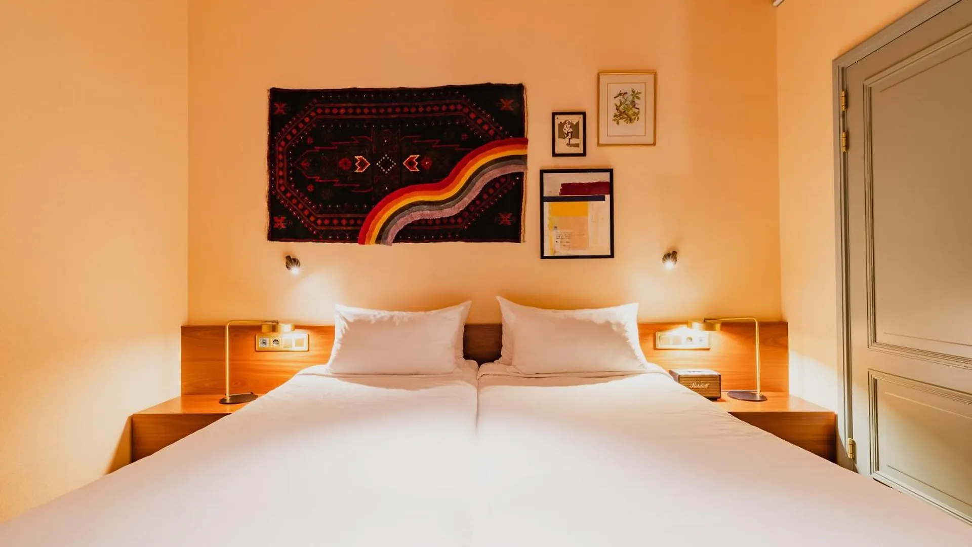 Hotel Mercier Amsterdam 4*,